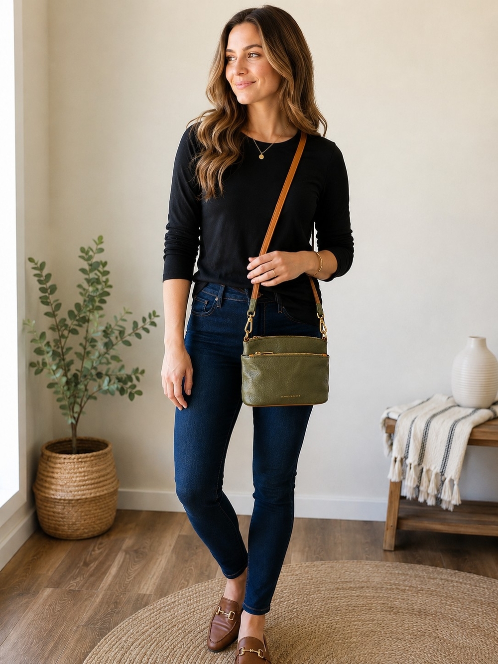Divina Firenze Olive Green  Italian Leather Crossbody Purse